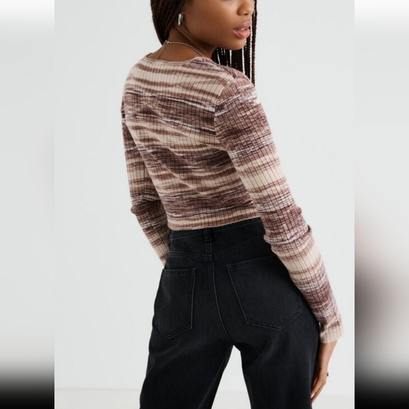 Garage Cardi - Picture 3 of 3